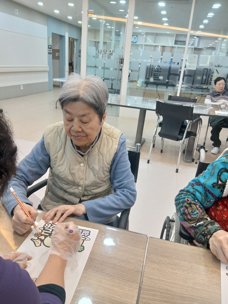 2039468379_9LVCzBI6_36d185d74e666abddd6dc6ebef5140b7fa9448ff.jpg 이미지크게보기