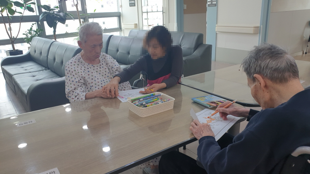 2039468379_MmKDS1pE_dbe17819b7b83d2b1559a1d46f74c3eb5f4f5f0c.jpg 이미지크게보기