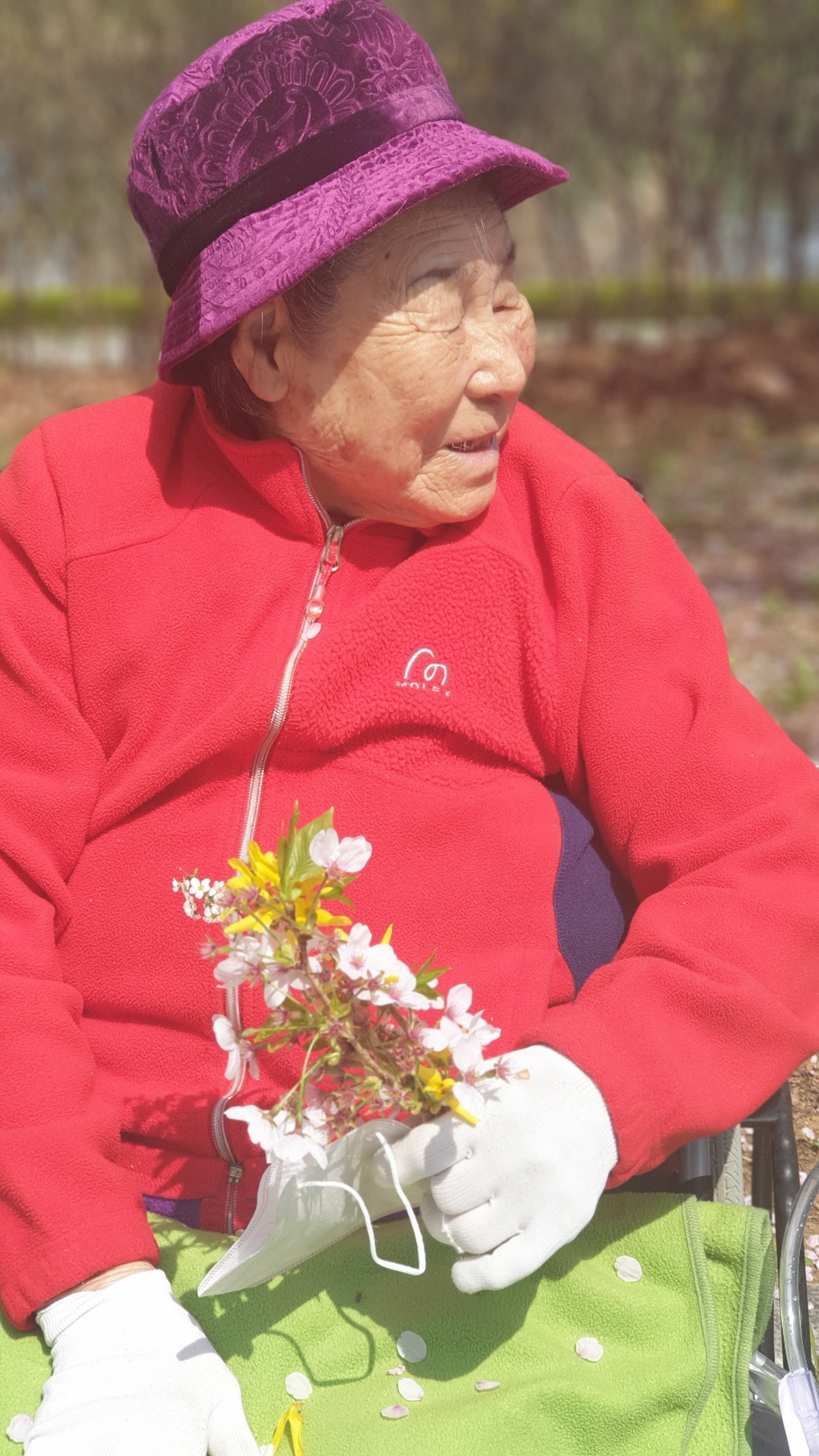 2039468379_WokY9yTR_8e874facec5fb5fab331289ae0b4a84fb4ffad3c.jpg 이미지크게보기