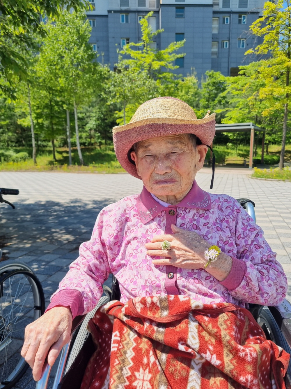 2039468379_hqJbLIfw_fb049aba10219aa44e6421a4ceba499521c22e83.jpg 이미지크게보기