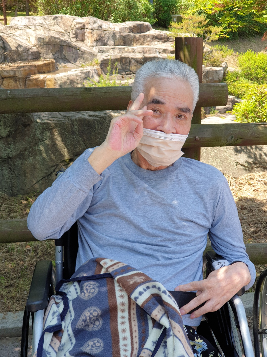 2039468379_ivfgotr9_ce1550465278b87b3ac2820d7b33037518517827.jpg 이미지크게보기