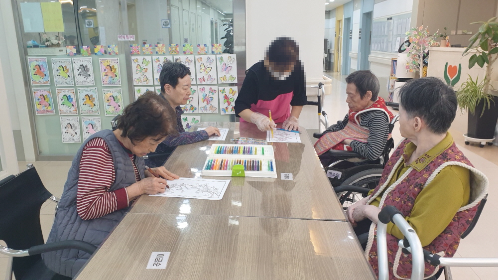 2039468379_xg3ZcuQm_e56a281db1f5c1f5e1981f44a908e54528604b20.jpg 이미지크게보기