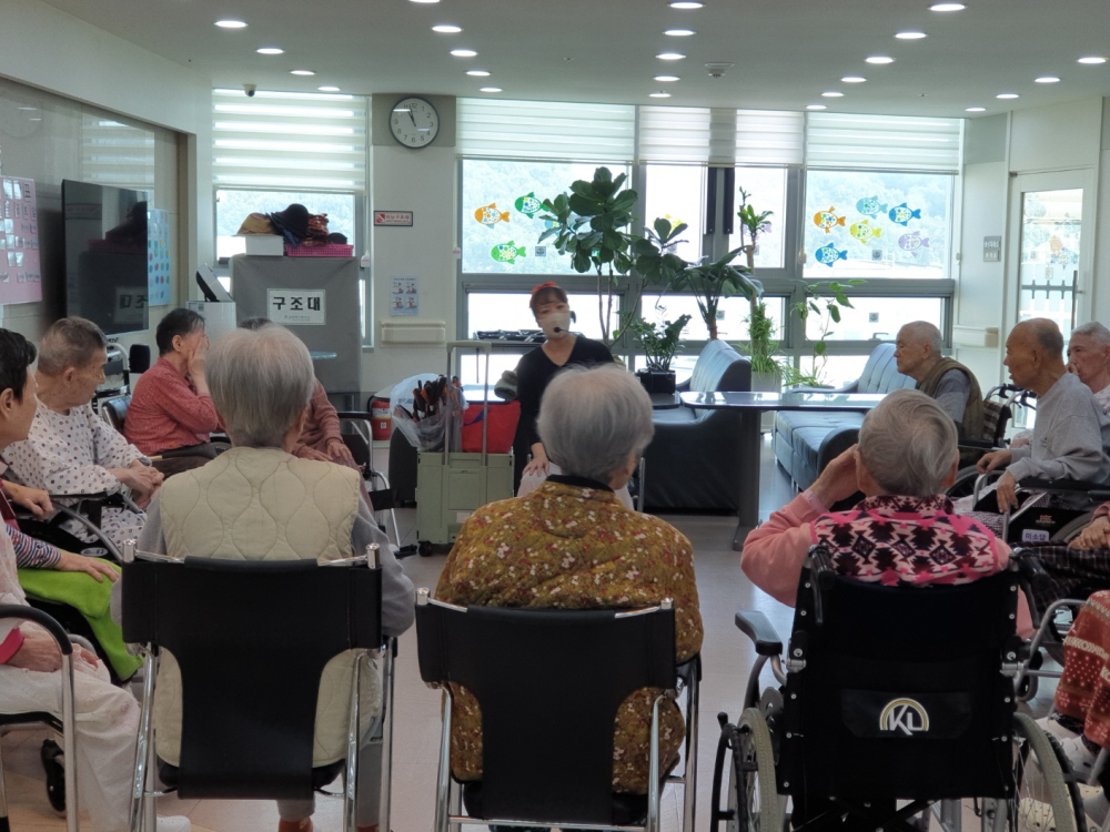 2039468379_0EZ4xomO_d57081123926fe795ed5abaca5406fc9f911e335.jpg 이미지크게보기