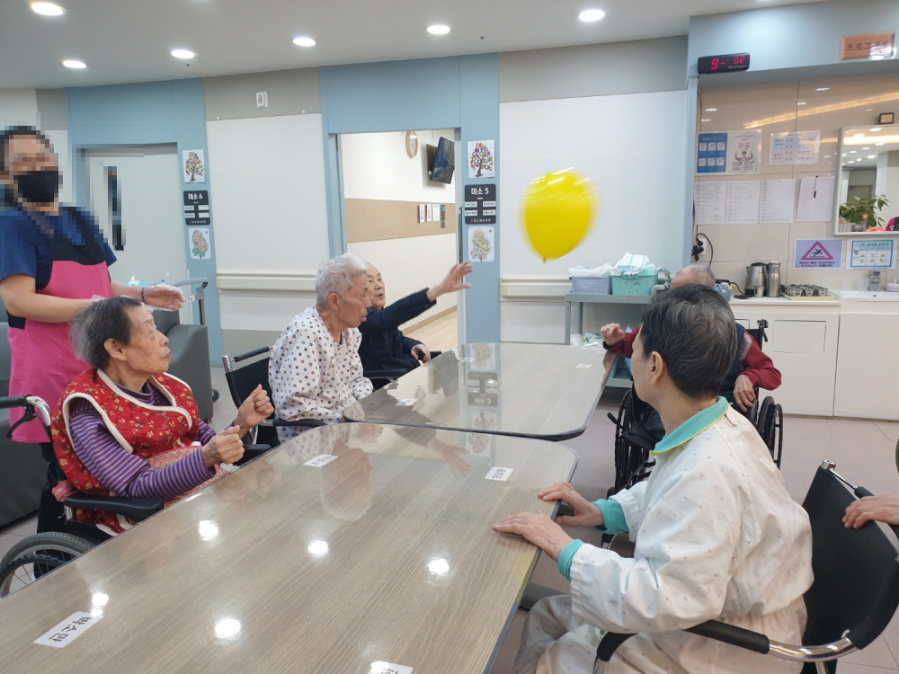 2039468379_2EIcDiAu_51a4a90ee8ffc76714aeb8b66efded7f23f075ea.jpg 이미지크게보기