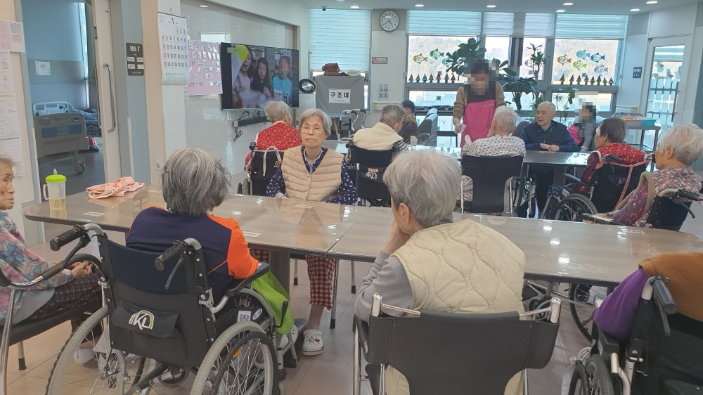 2039468379_2Hk1hrEv_7b06c57894a03d0406ffdceeb27ac5603761d36a.jpg 이미지크게보기