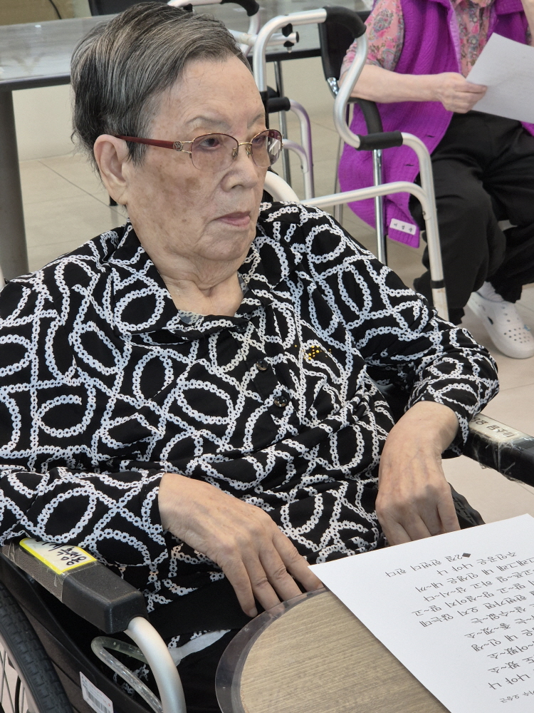 2039468379_4YcmUBZk_1aa73d281f79d5bd697fb9e9a729e3862af3f835.jpg 이미지크게보기
