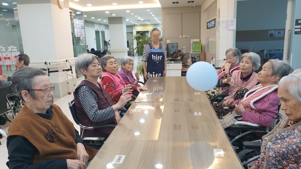 2039468379_4b6BQ0s5_9cc2186223a5e6344de4b835a4731c90e0447da8.jpg 이미지크게보기