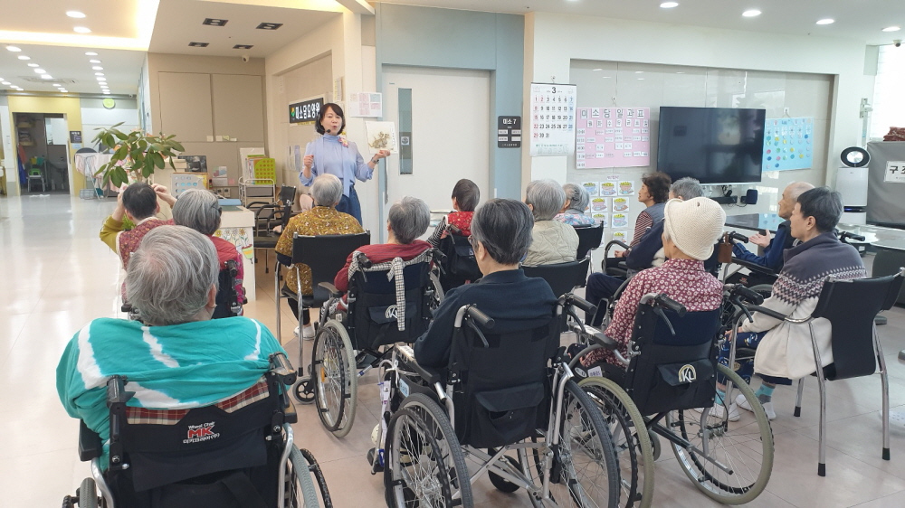 2039468379_4uBKDEIC_7b842fd2acf85ce902b460ac8a4f8cf0fff127a9.jpg 이미지크게보기