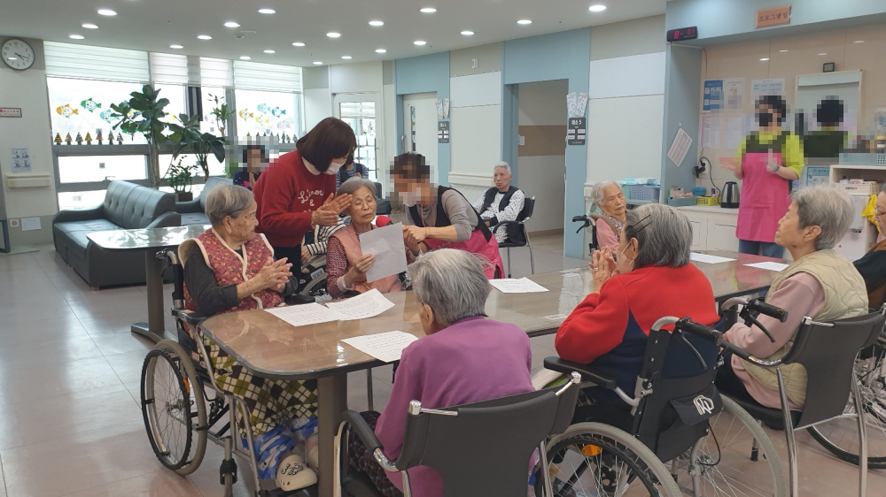 2039468379_5qpjl3Bu_14497d6b55887964eadd0b224301228d40b1f69e.jpg 이미지크게보기