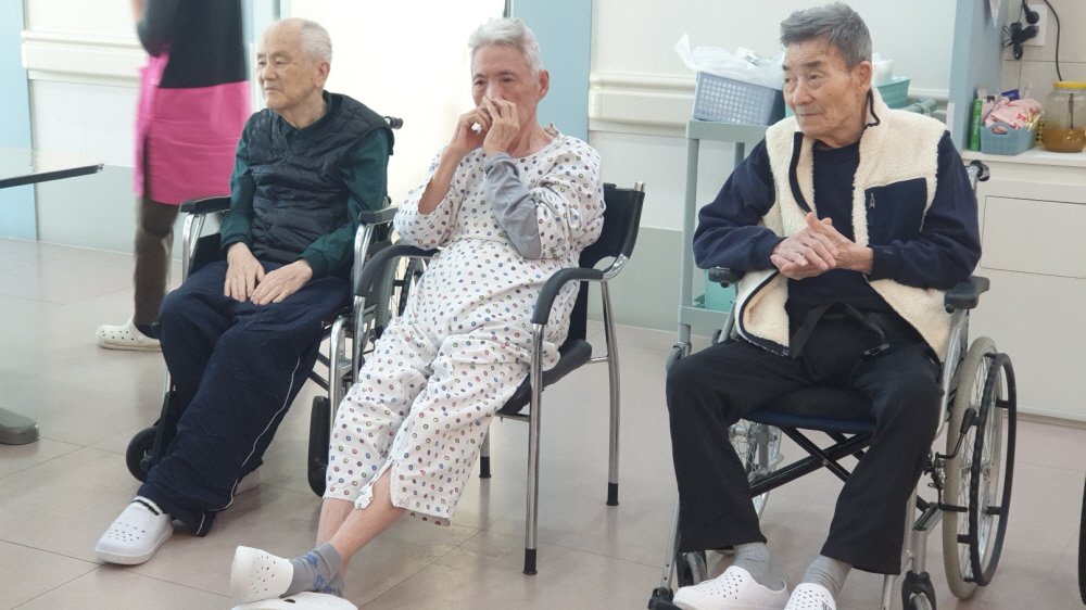 2039468379_7k5gjLQq_13bf21a2cea787f7eb2ad5dbb81e159730fd5921.jpg 이미지크게보기