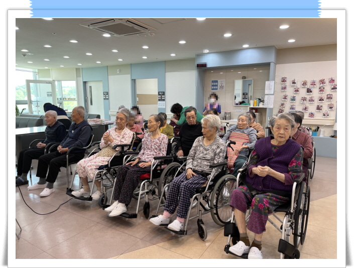2039468379_7m1HYXal_57960c36655bbdea4d46c99e4cf0ca44ee67e390.jpg 이미지크게보기