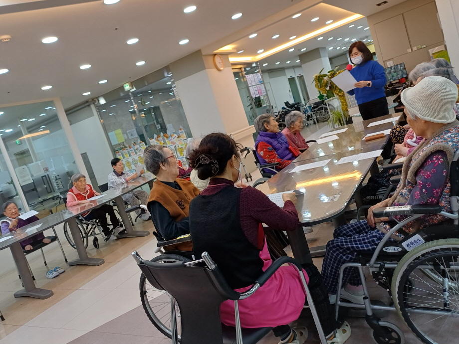 2039468379_BzOb75yD_ed1052cde4428df0490aaa1acb580903127b204c.jpg 이미지크게보기