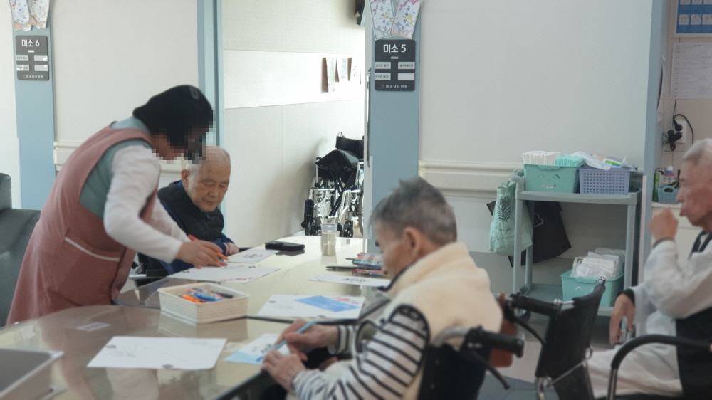 2039468379_CVxzwQPJ_0624457067084fd656a725f0a6cf5f9ed4afc8a4.jpg 이미지크게보기