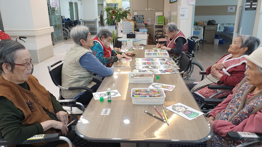 2039468379_DnYlGrb0_5a15cbe69beb1d1f28a5befc8ab718adc02868c9.jpg 이미지크게보기