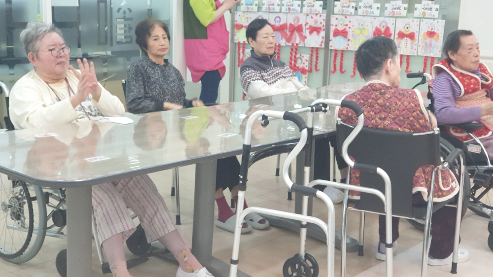 2039468379_Ev4DcPJL_72ab0b174dc42da844f6dd0506f649d1849679b5.jpg 이미지크게보기