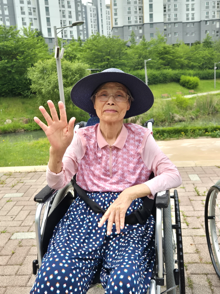 2039468379_FWf7k2z6_18b901ede62efc7d48a3cf877dae737b8e9b3176.jpg 이미지크게보기