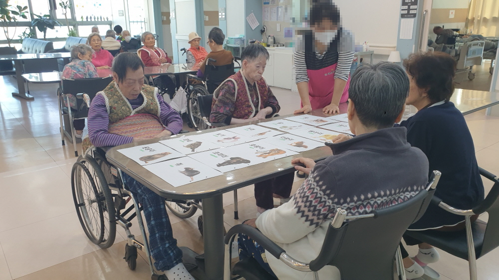 2039468379_Hm4Kka3d_9873c306728155f40e50ab0fa69d6f7983676621.jpg 이미지크게보기