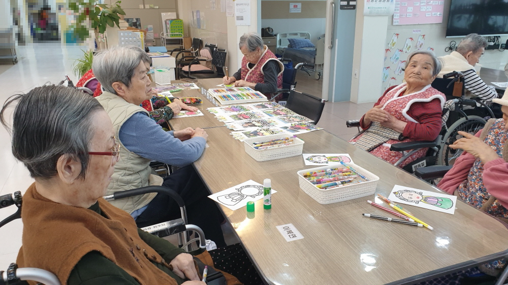 2039468379_KHPwEJZz_ddcb18a21724983e6d61bdaf6cfaa781a9dff804.jpg 이미지크게보기