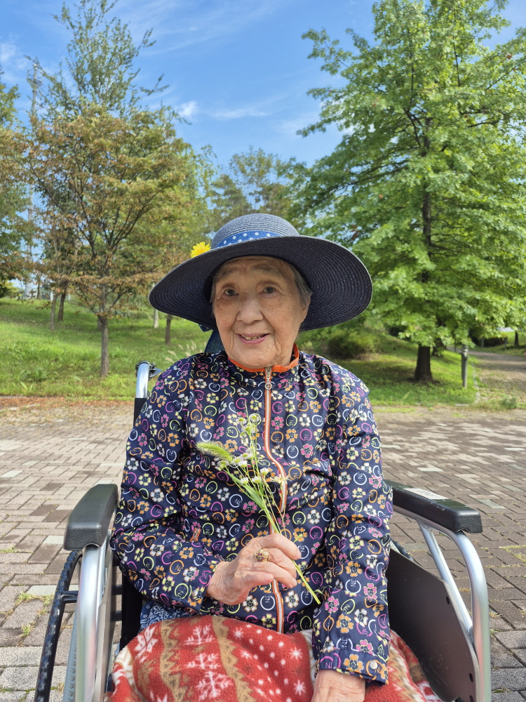 2039468379_KS3lAGtr_b0cee46c7c468d55d24be581a7ce1b09e41871cb.jpg 이미지크게보기