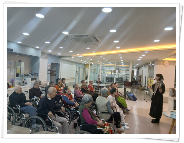 2039468379_LyTZJevQ_c141d4c2c82419c6f07f290e465f8bccf2ffb87a.jpg 이미지크게보기