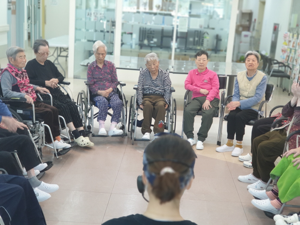 2039468379_OAvXYp87_7cab3b2ba01b96d9d18cf01a9487e23129765c08.jpg 이미지크게보기