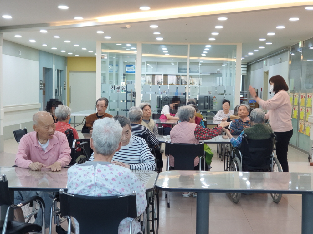 2039468379_P2ucg1pj_818ba96433fed77151bfaccfa7c1fc19007cfe2f.jpg 이미지크게보기