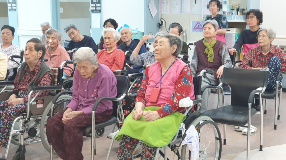 2039468379_QVX9vTAK_3c20992c053b7491706a082652b3eae7336dc038.jpg 이미지크게보기