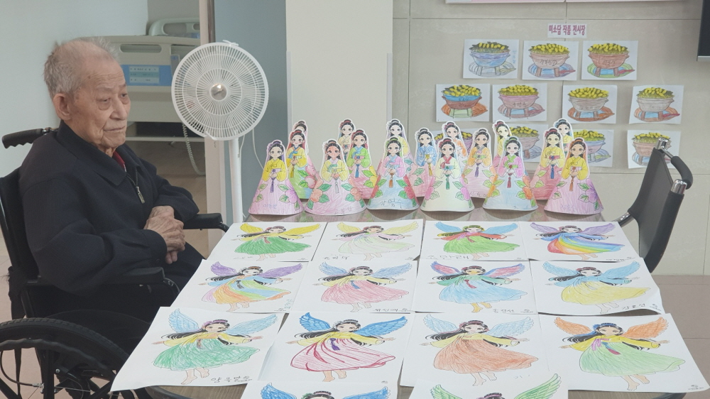 2039468379_R3GnBKcg_e51c02c4ce71b21ebd8f4058806cc803575a6654.jpg 이미지크게보기