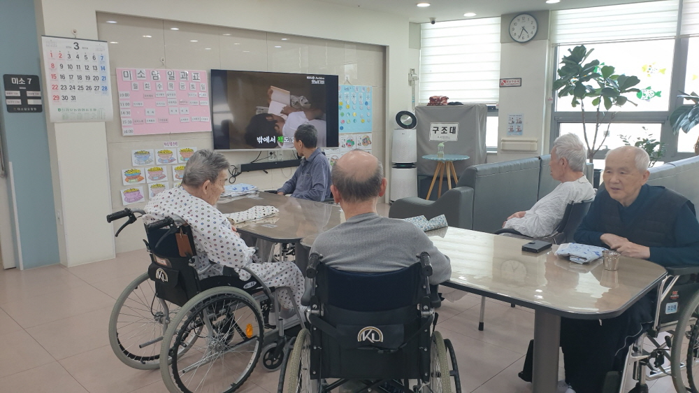 2039468379_Rhywj2sO_29aecf40876ff1725fe9d4e13674754d6260f51c.jpg 이미지크게보기