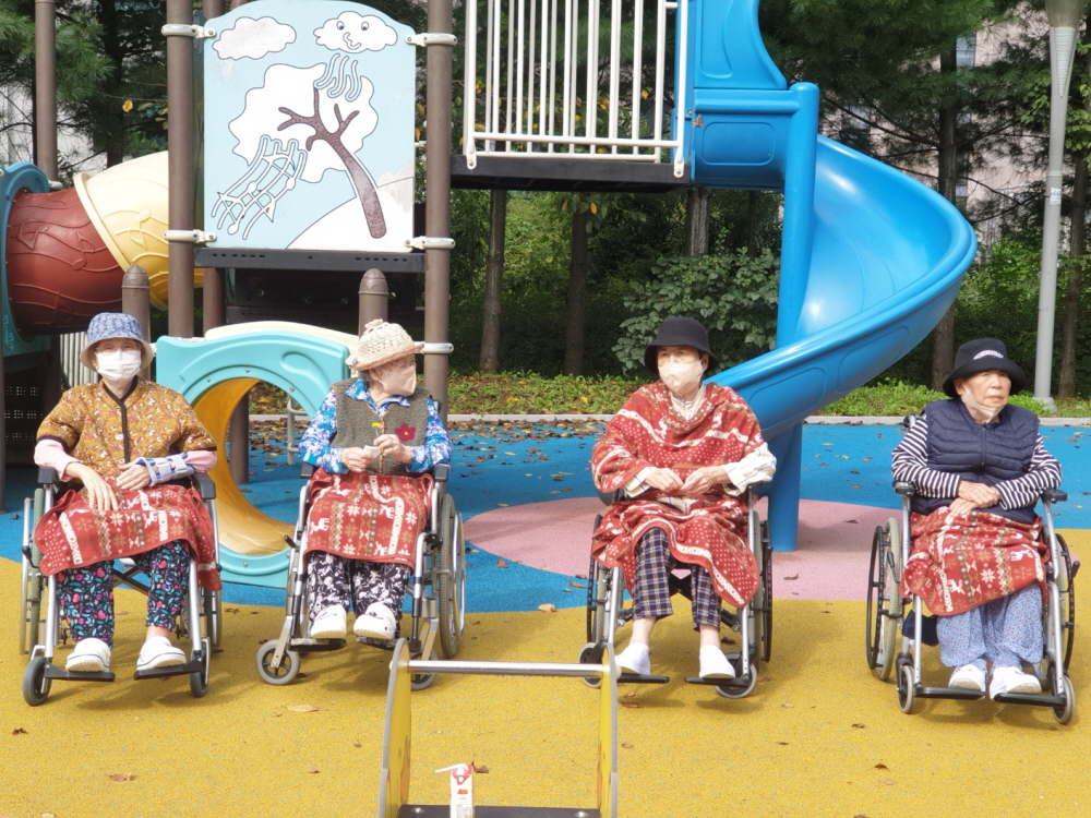 2039468379_SXaqf1Mx_12193b004093baedce2b8f06cd21dd3b0ffe1631.jpg 이미지크게보기