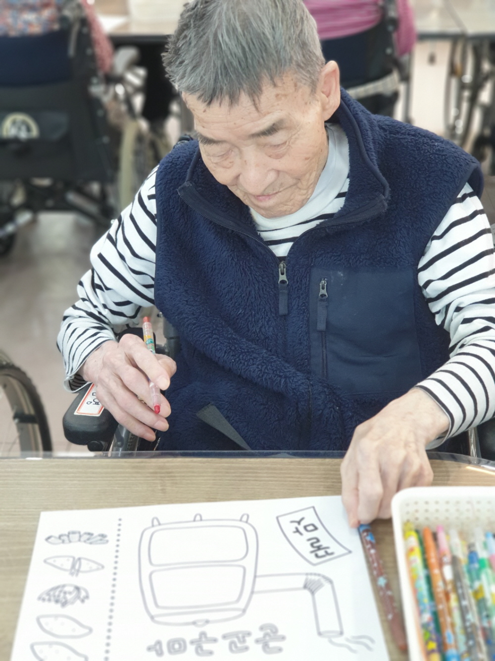 2039468379_UIewDpqJ_726a91f33a833c37c65c9bf59b658e85ddf8ce14.jpg 이미지크게보기