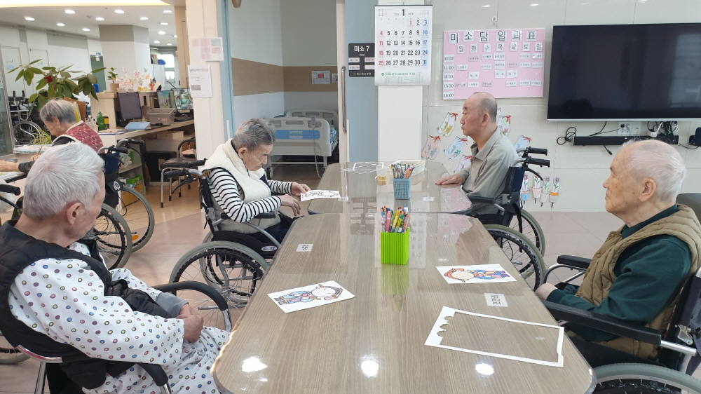 2039468379_VQtonUq4_b1feb4262d462e41a1e12eb81c2d1e2a4f4fb6e6.jpg 이미지크게보기