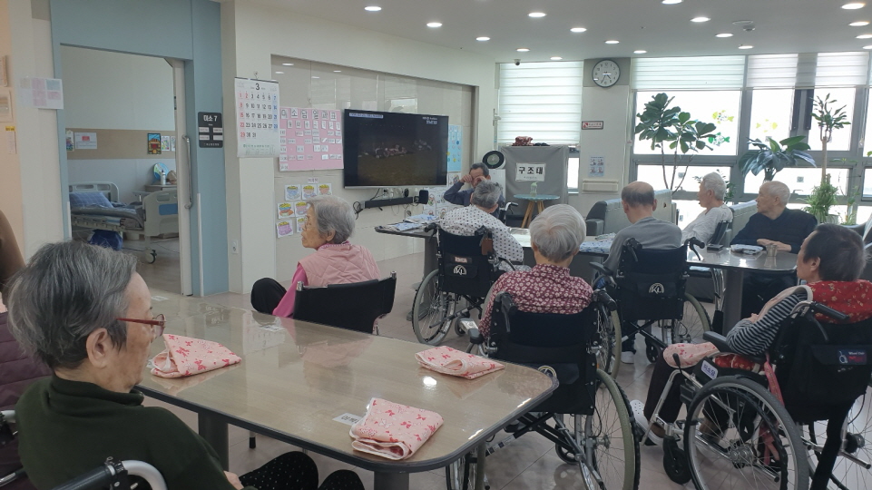 2039468379_VZsJBtK7_86107d0ed2542bbf1dc97d63b90c51e7ffb03ab8.jpg 이미지크게보기