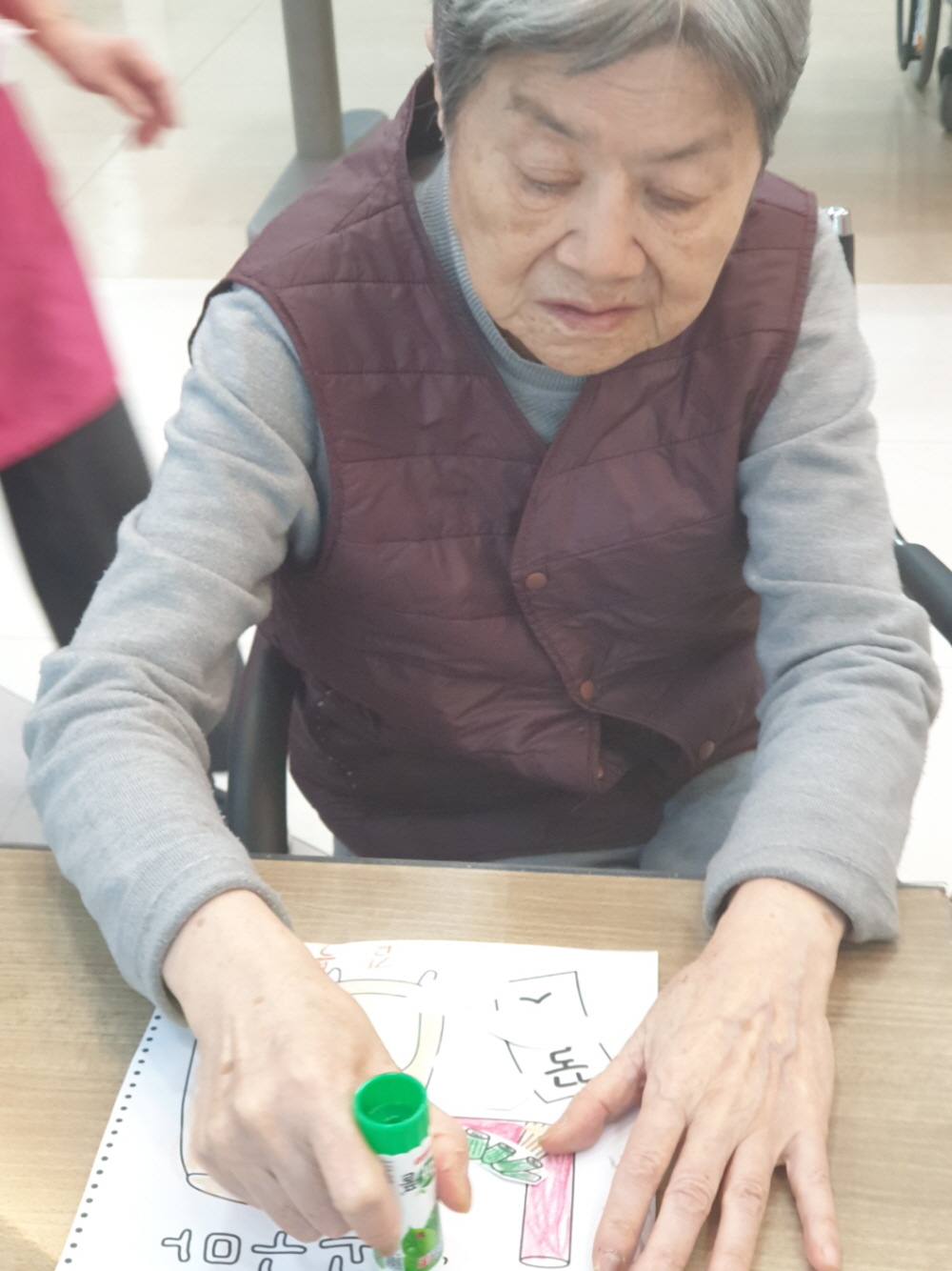 2039468379_Vc0b2kFT_2527003873fa8c73437d2926f2885193c38054f3.jpg 이미지크게보기