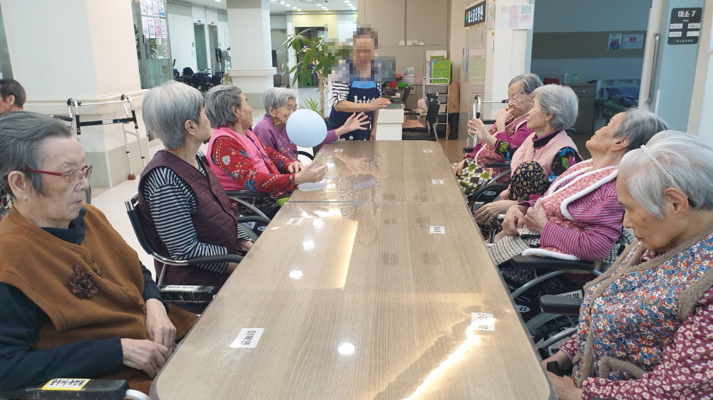 2039468379_W8vg67KI_91d92691e92e0838aab75cc09ba1f5dbb49e860a.jpg 이미지크게보기