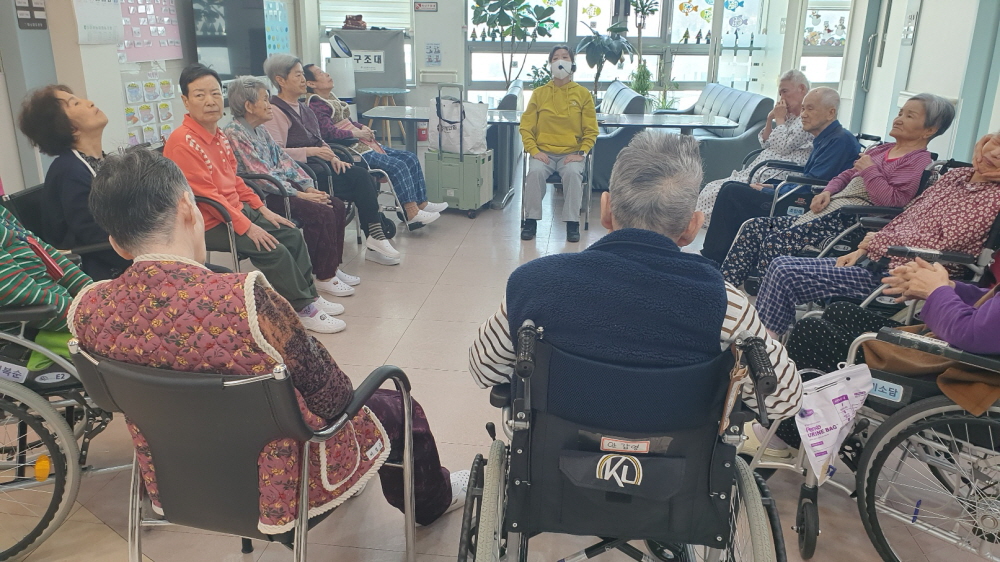 2039468379_WDAisejm_f4f08c182170c382bbbabedc560b62e7525ed6fa.jpg 이미지크게보기