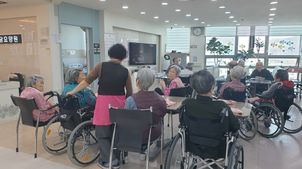 2039468379_ZPedMxFk_7b9f618b6629da9cf47094782eea3ce3f0b6e420.jpg 이미지크게보기