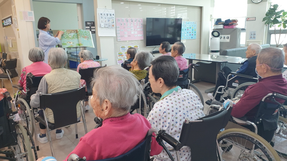 2039468379_bCe2Ehy0_4e21e113a58fdafd8a4c84c1ff5248db1d145b36.jpg 이미지크게보기