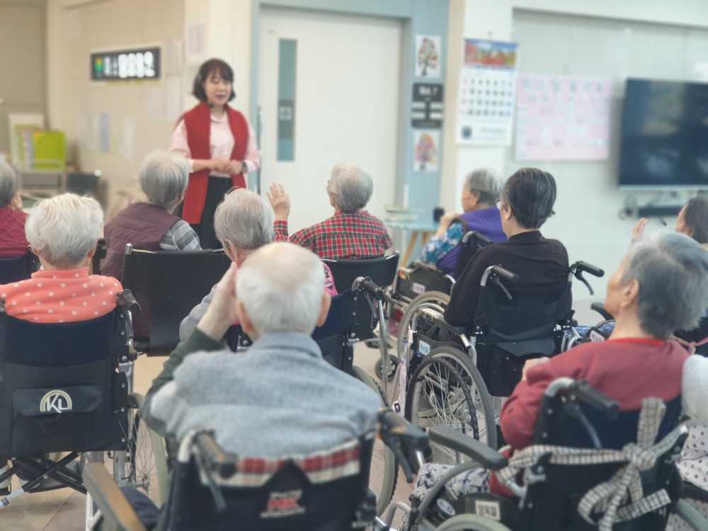 2039468379_bjeKHB6G_98b15ae64fbec95f23104716fcc1367cbe748f27.jpg 이미지크게보기