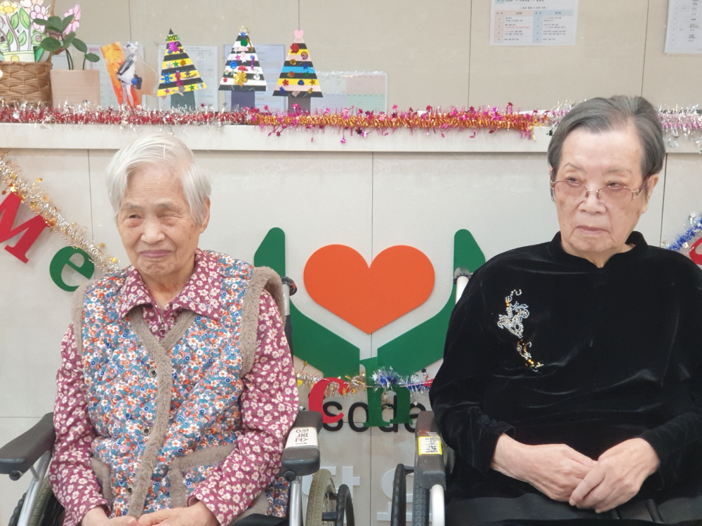 2039468379_bm17rLdR_1dc447fca3f40ebf6d7c3849d2be094d3ce3ea7e.jpg 이미지크게보기