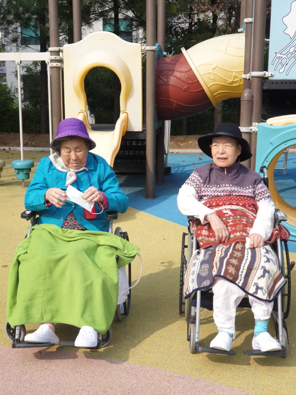 2039468379_ivQlg6zs_2ad0f153b410c6721cd0099367b5a4f5002f52b6.jpg 이미지크게보기