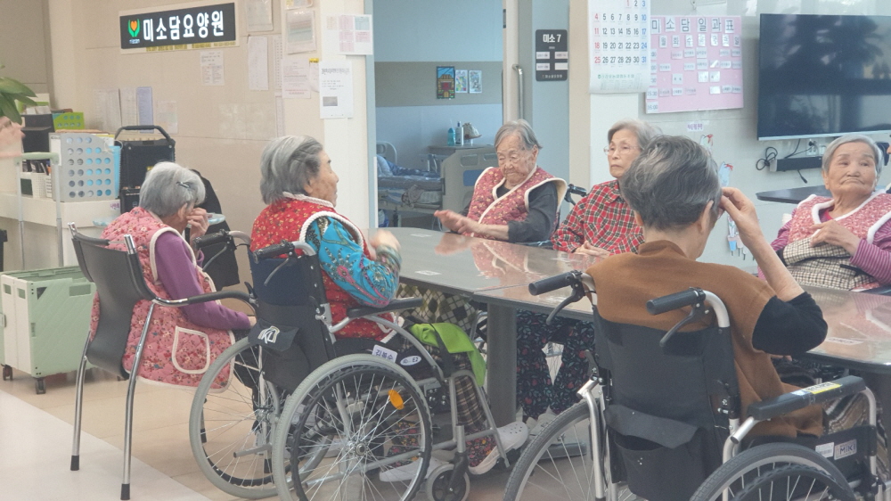 2039468379_kPA4pxgv_936da678ece4fd130475c40e728f05938b2e1163.jpg 이미지크게보기