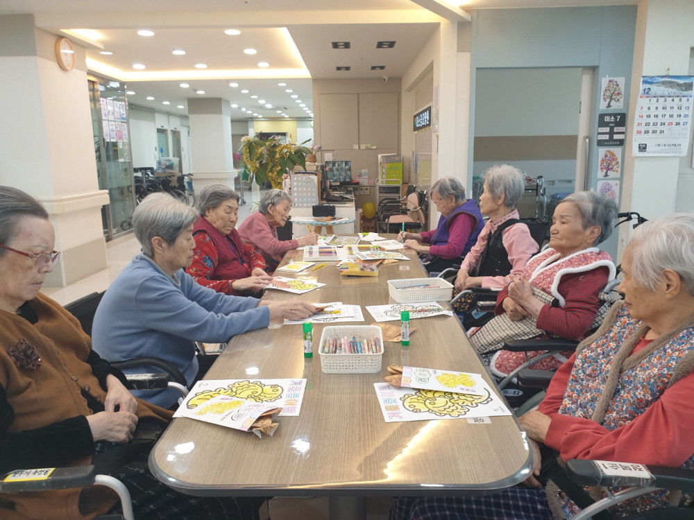 2039468379_krslhzoR_d291a9ebb484fa1711305c6a1c010364c2b05943.jpg 이미지크게보기