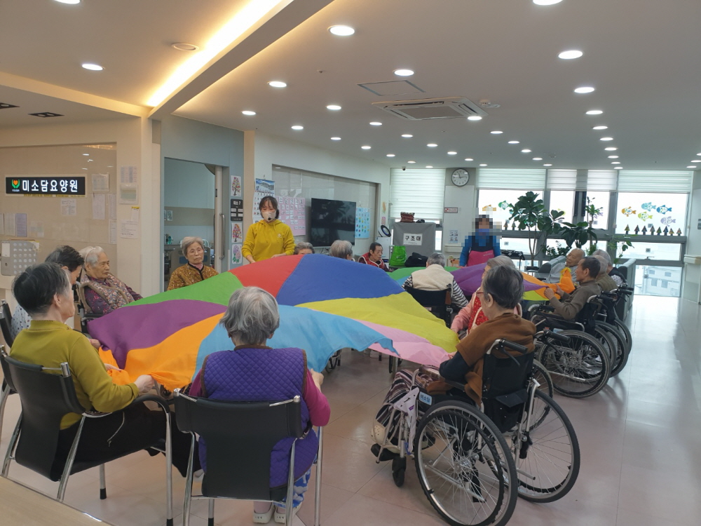 2039468379_ldLEmSJI_cbfe1e05787acee3da0aff2704f5952174ac61fe.jpg 이미지크게보기