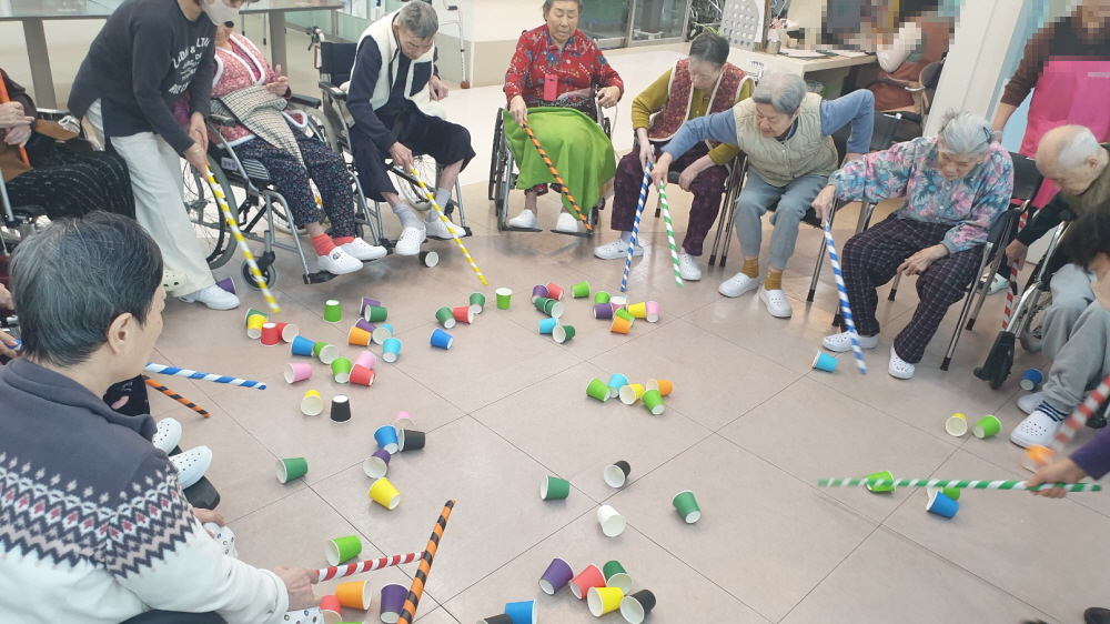 2039468379_lrKaAhe0_ae38ffacba03f49b4b49a550d1875a249d31632a.jpg 이미지크게보기