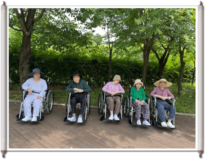 2039468379_rCSx0XKE_8a69830b8c75e9825069a9525e5b9781df5e6476.jpg 이미지크게보기