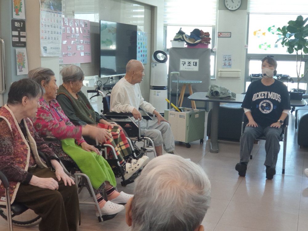 2039468379_rosDnFSU_cdf7880158eafb81cf5f7869833ddd43d700f786.jpg 이미지크게보기