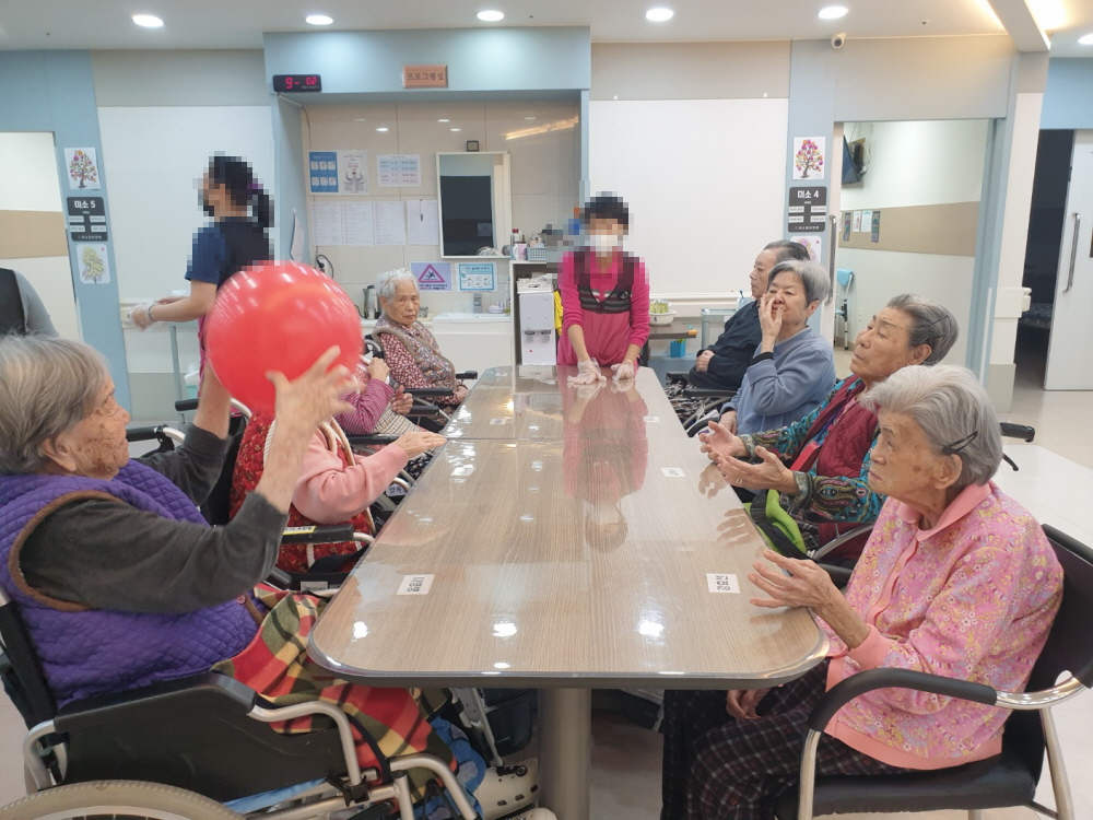 2039468379_rxge9RYH_a0dcdc54650480c350487bc8968593db3f476fc2.jpg 이미지크게보기