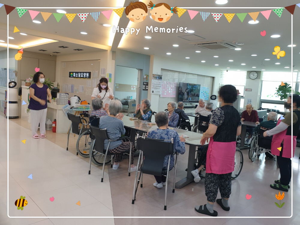 2039468379_suWN1eLx_57ecb87ab0e58dd44c2bc817b4e9c4cde6e09f38.jpg 이미지크게보기