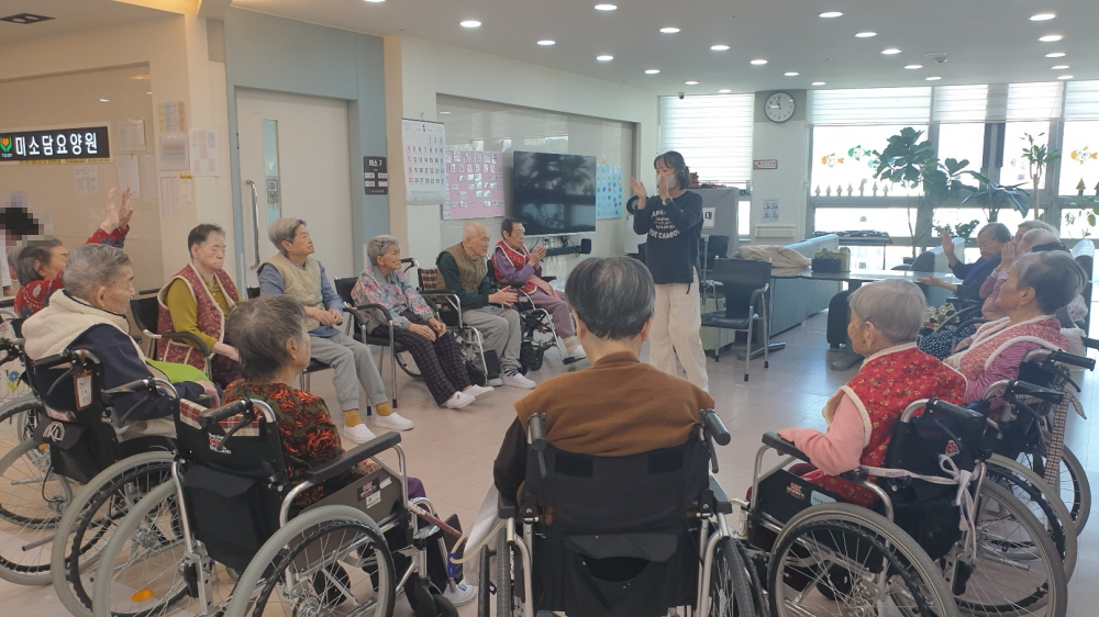 2039468379_tgPNrjyL_9108bc148f2d77a6ef06493dac66e341471c79f1.jpg 이미지크게보기